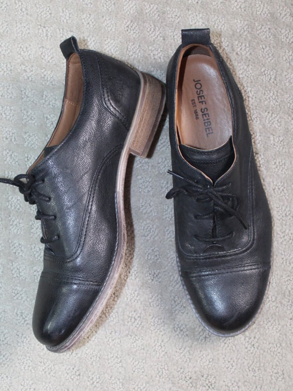 Joseph Seibel Size 8.5 / 42 Black Leather Lace Up Loafer